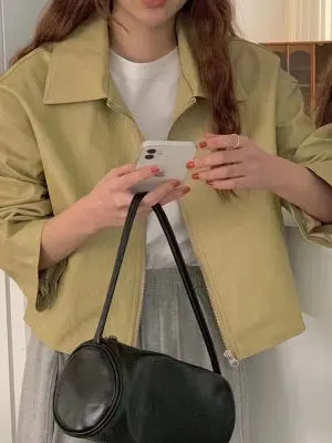 Korean Sle Women's Leather Jaet Long Sve Turn-down Collar Chic Spring Faion Hong Kong Sle Retro High-end Feeling Top
Korean Sle Women's Leather Jaet Long Sve Turn-down Collar Chic Spring Faion Hong Kong Sle Retro High-end Feeling Top