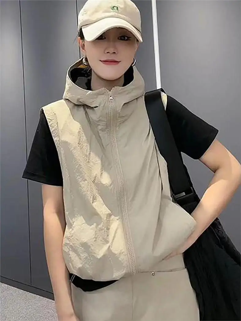 Women's Spring Summer Lightweight Casual Sports Vest Outdoor Sun Protection Outerwear Loose Fit Zipper Closure Hooded
Women's Spring Summer Lightweight Casual Sports Vest Outdoor Sun Protection Outerwear Loose Fit Zipper Closure Hooded
