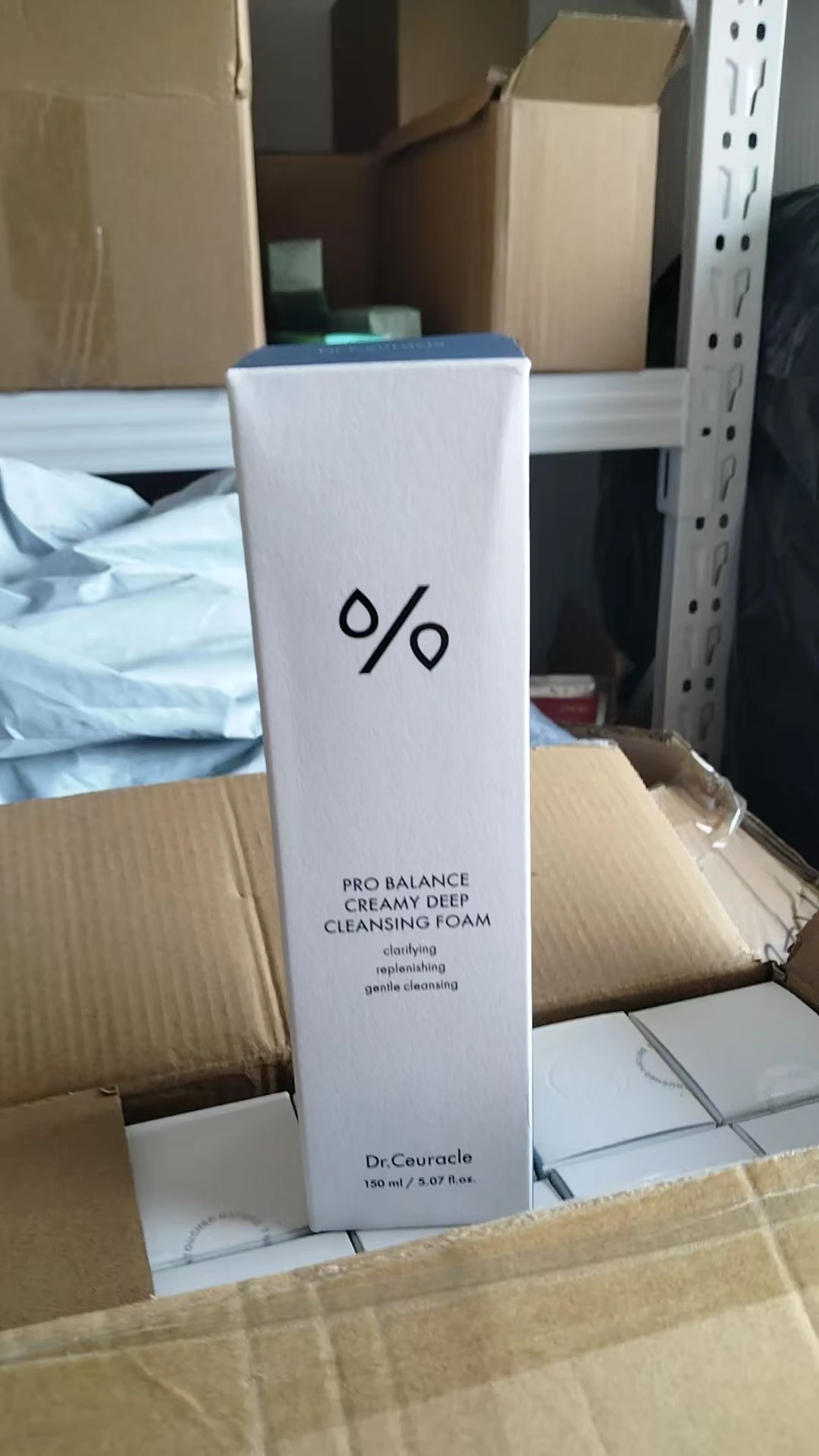 Южная Корея Dr. Ceuracle Shuroko Очищающее средство для лица Сбалансированная пена Очищающее освежающее средство для удаления масла Lactobacillus 150
Южная Корея Dr. Ceuracle Shuroko Очищающее средство для лица Сбалансированная пена Очищающее освежающее средство для удаления масла Lactobacillus 150