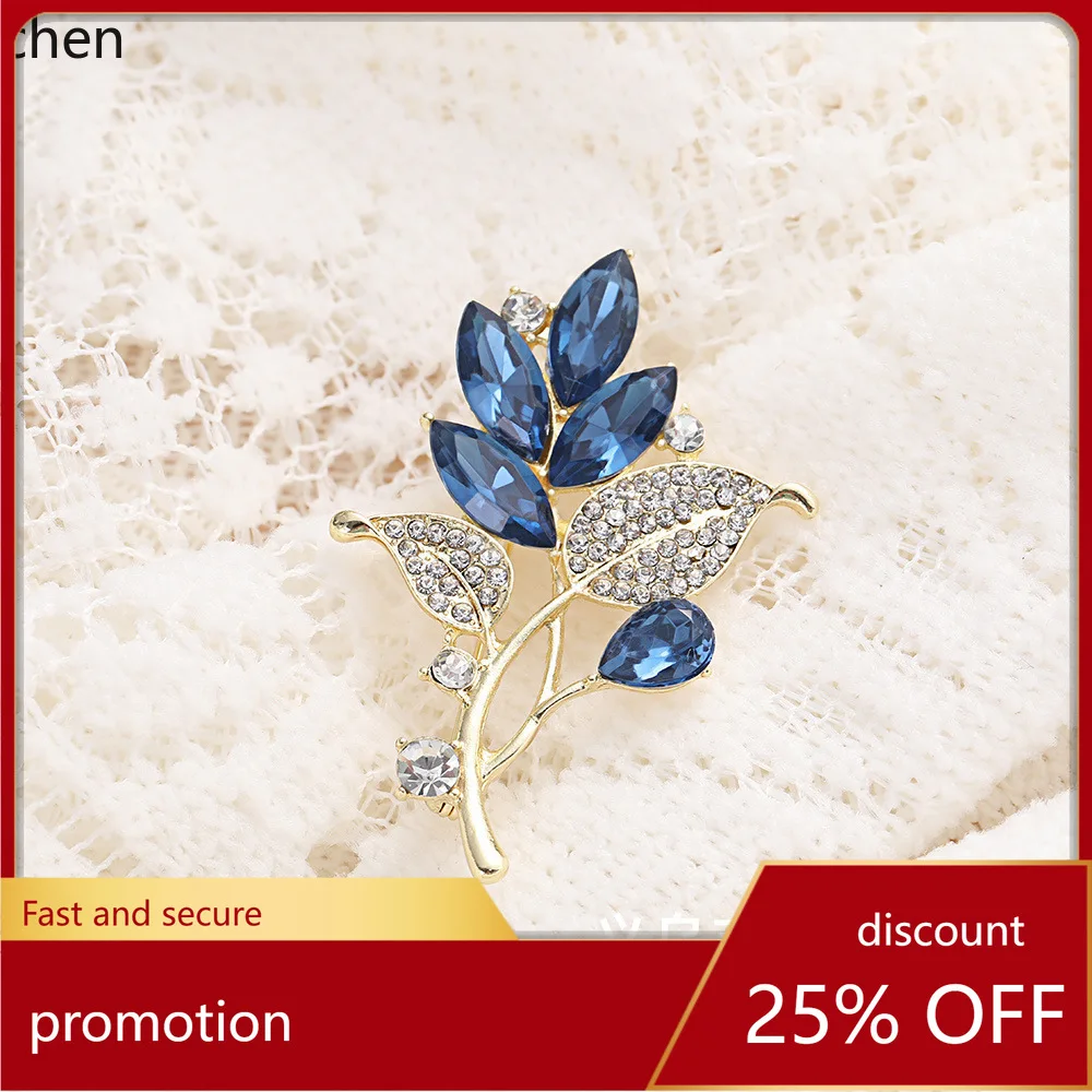 Zml new crystal leaf brooch with rhinestone embellishments - elegant, unique design for blazers, cheongsams, and boutonnieres
Zml new crystal leaf brooch with rhinestone embellishments - elegant, unique design for blazers, cheongsams, and boutonnieres