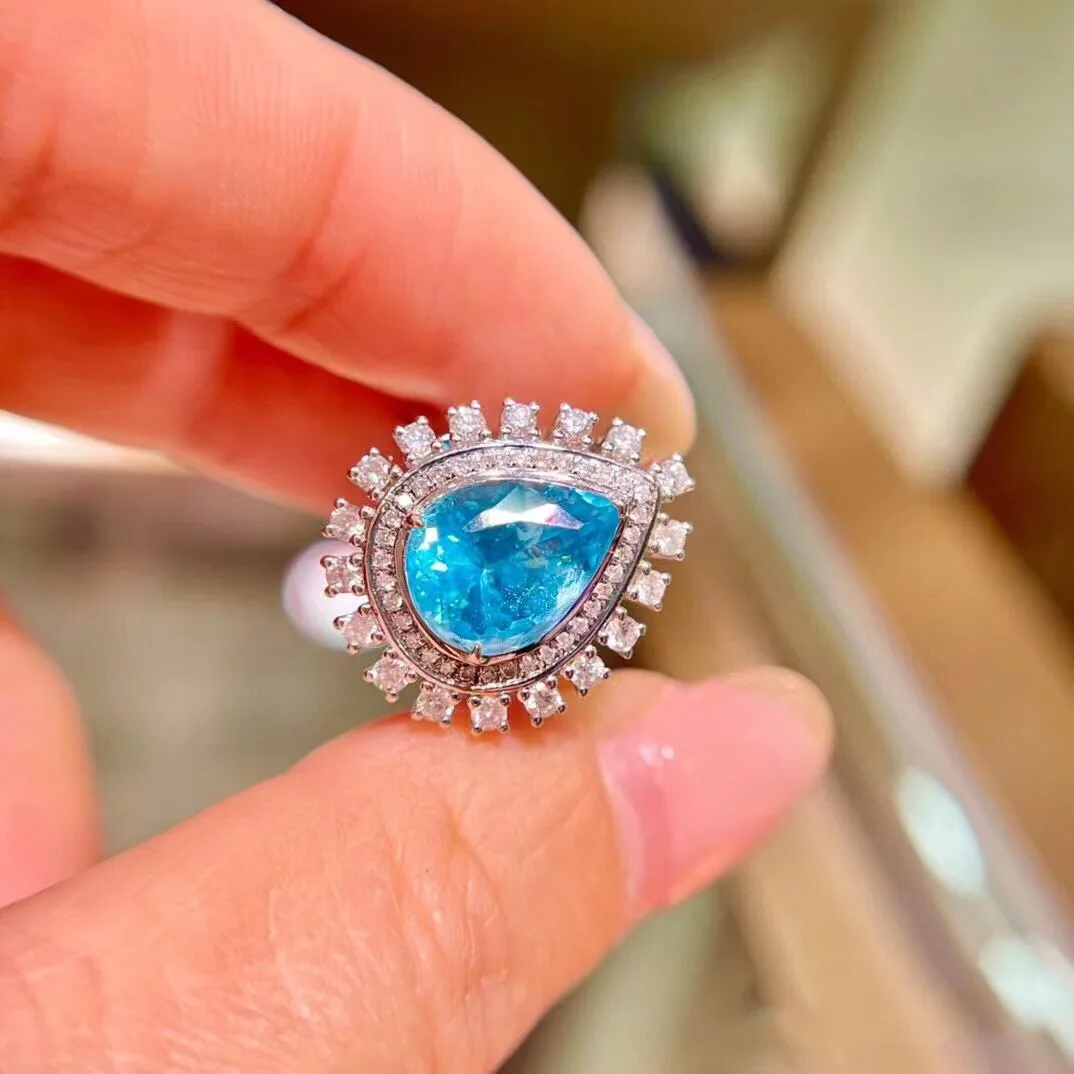 NEW Luxury West Lake Sapphire Paraiba Oval Couple Ring For Women Blue Full Diamond Geometric Engagement Bridal Gift Jewelry
NEW Luxury West Lake Sapphire Paraiba Oval Couple Ring For Women Blue Full Diamond Geometric Engagement Bridal Gift Jewelry