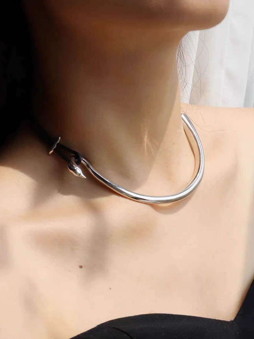 Brass Real Leater Tube Choker Necklace Women Jewelry Punk Designer Runway Rare Gown Boho Japan Korean
Brass Real Leater Tube Choker Necklace Women Jewelry Punk Designer Runway Rare Gown Boho Japan Korean