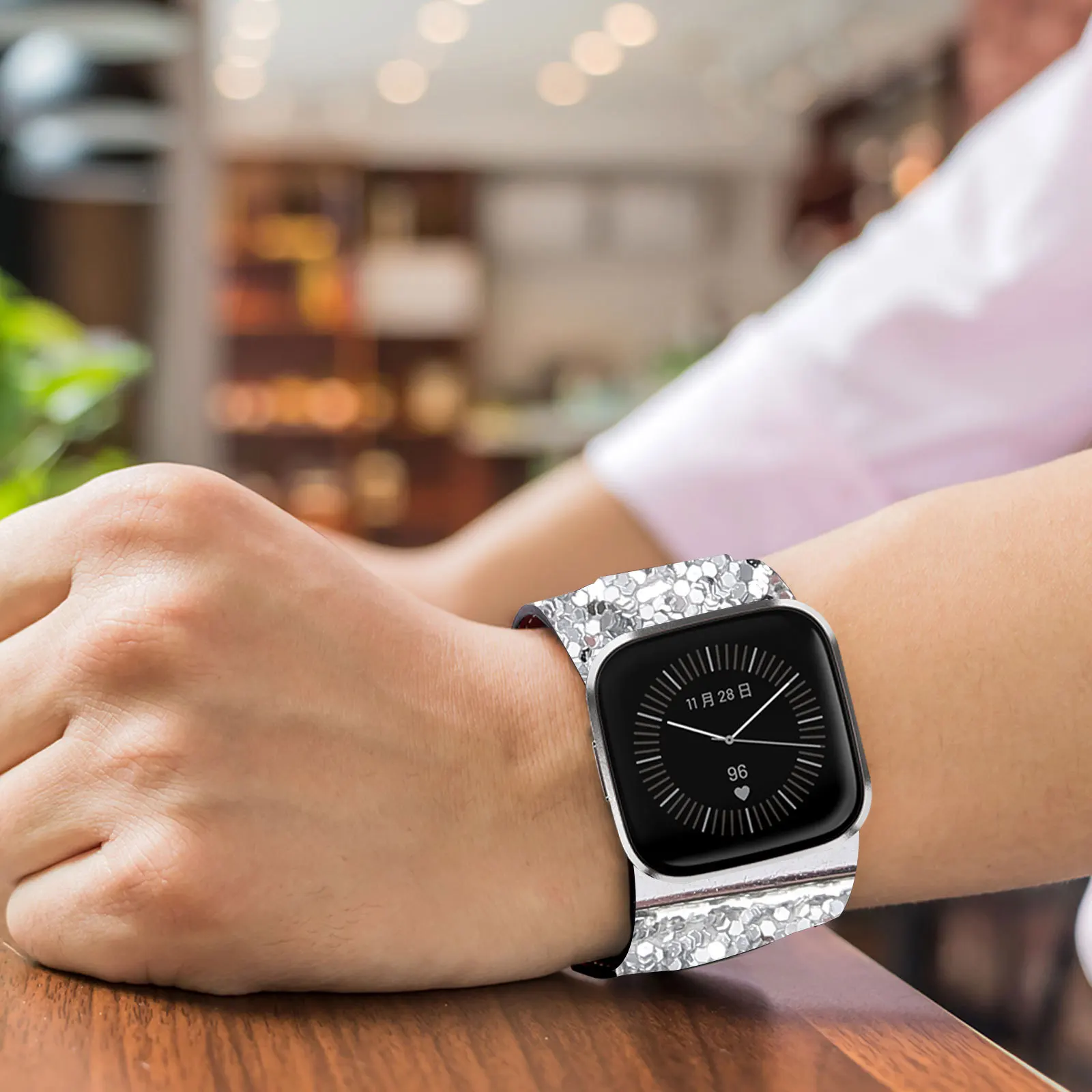 Блестящий ремешок для часов Se/2/сменный ремешок из искусственной кожи, прочный браслет, модный аксессуар
Блестящий ремешок для часов Se/2/сменный ремешок из искусственной кожи, прочный браслет, модный аксессуар