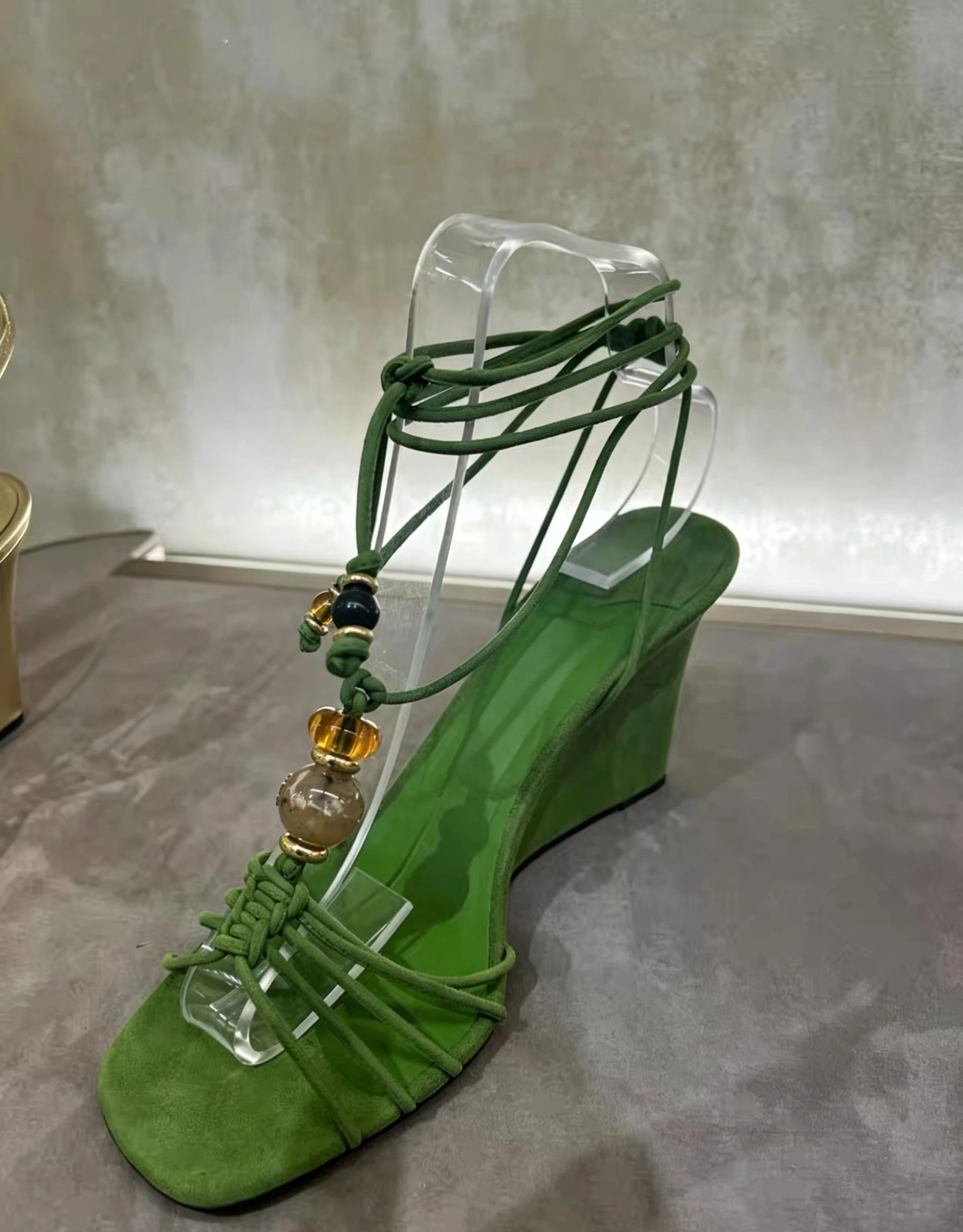 2026 Summer New Women Green Suede Wedge Sandals Beaded Lace Up Square Toe High Heel Party Casual Comfortable Fashion Sandals
2026 Summer New Women Green Suede Wedge Sandals Beaded Lace Up Square Toe High Heel Party Casual Comfortable Fashion Sandals