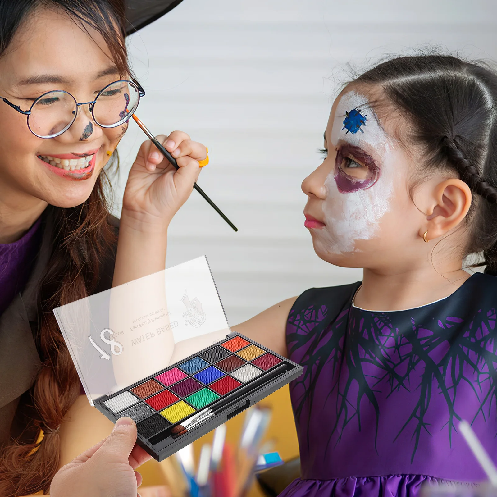 Набор для рисования на лице для начинающих, 1 коробка, насыщенные пигментированные цвета, активируемые водой, легко наносятся и удаляются, для детей и взрослых, для фестивалей
Набор для рисования на лице для начинающих, 1 коробка, насыщенные пигментированные цвета, активируемые водой, легко наносятся и удаляются, для детей и взрослых, для фестивалей