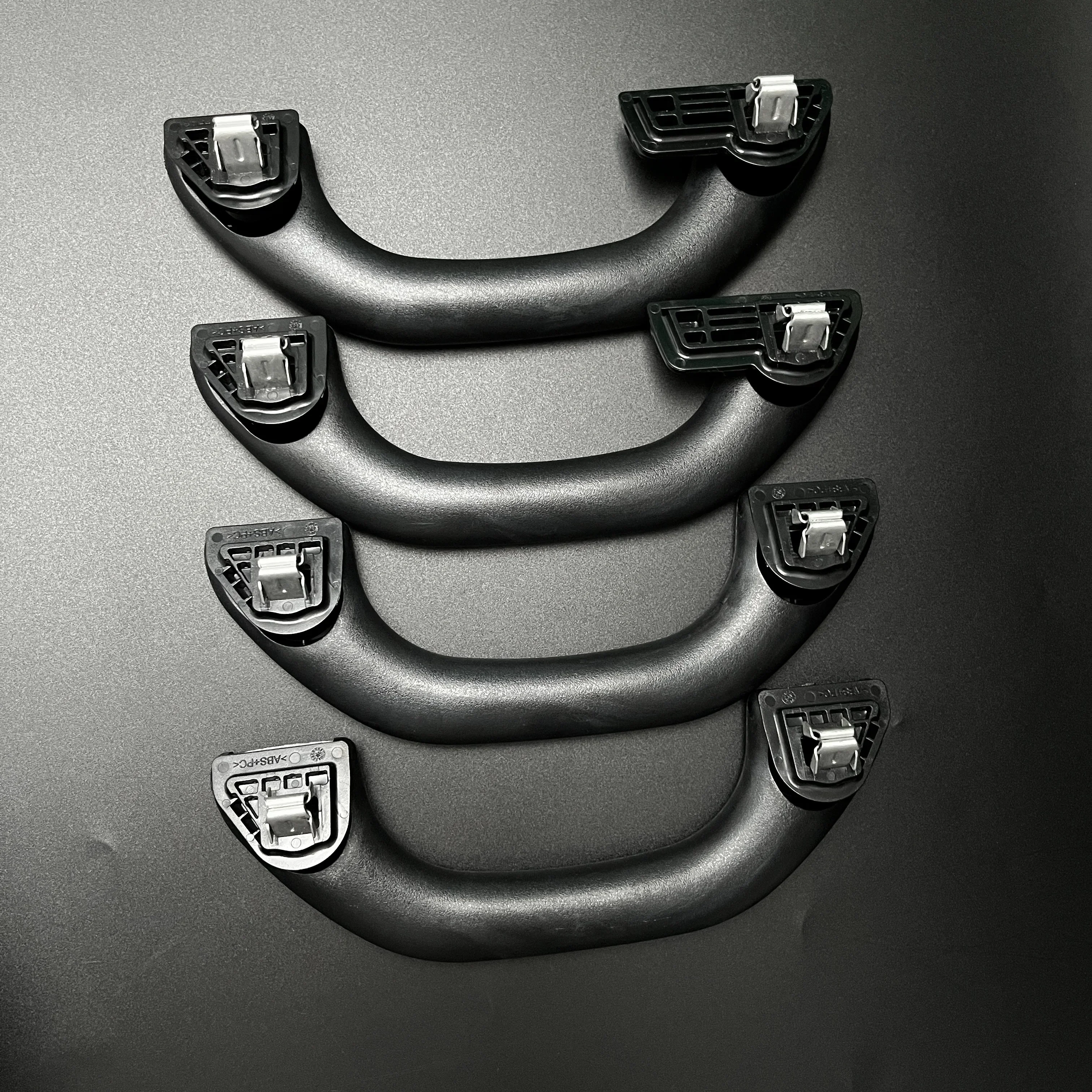 6R0857607 1K8857607 Interior Roof Handle Ceiling Grab Handle Pull For VW Polo 5 6R 6C Scirocco MK3 Octavia 3 A7 Passat B7 Jetta 
6R0857607 1K8857607 Interior Roof Handle Ceiling Grab Handle Pull For VW Polo 5 6R 6C Scirocco MK3 Octavia 3 A7 Passat B7 Jetta