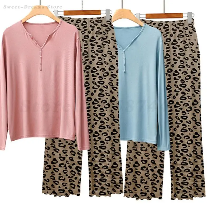 Autumn New Long Sleeves Pajamas 2PCS Leopard Print Sleep Bottoms Home Clothes Soft Modal Pijama Mujer Sexy V-Neck Pyjamas Femme
Autumn New Long Sleeves Pajamas 2PCS Leopard Print Sleep Bottoms Home Clothes Soft Modal Pijama Mujer Sexy V-Neck Pyjamas Femme
