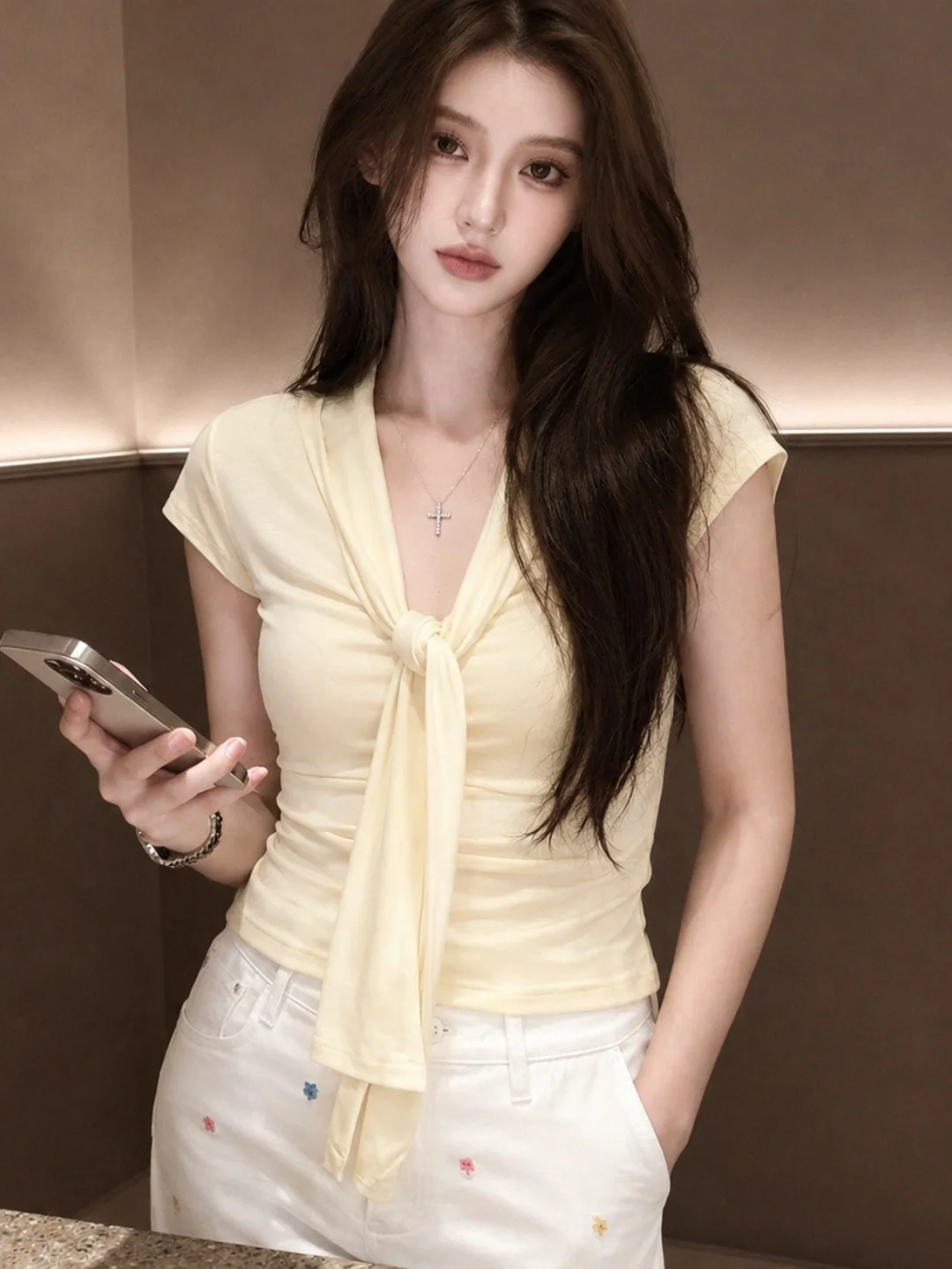 Korean Style V-Neck Tie Waist Slim Sweet Top Summer Lightweight Short Sleeve T-Shirt Cute Little Shirt Japanese Sweet Style
Korean Style V-Neck Tie Waist Slim Sweet Top Summer Lightweight Short Sleeve T-Shirt Cute Little Shirt Japanese Sweet Style