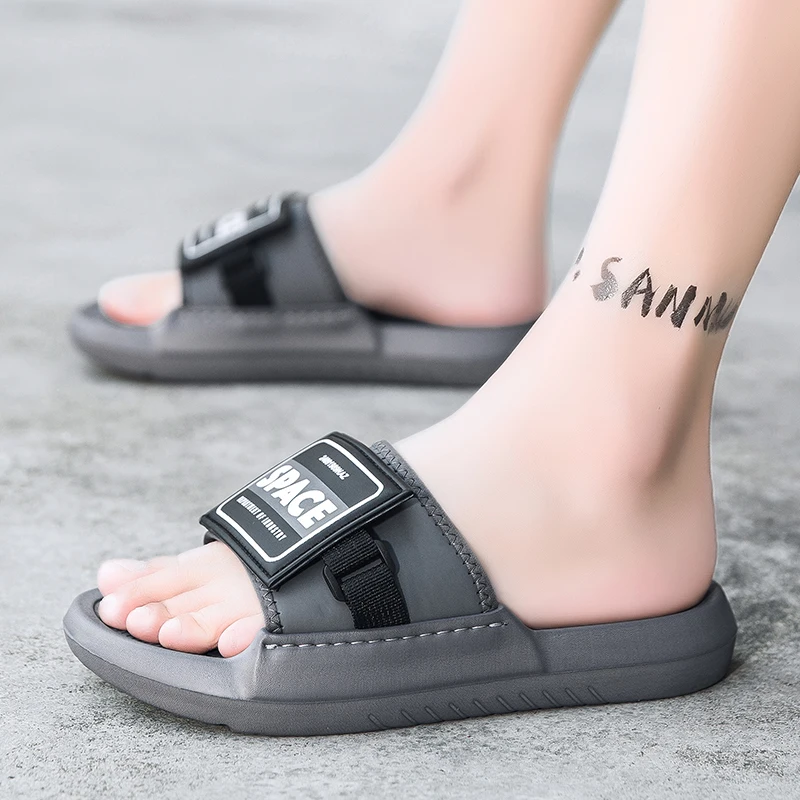 New Men's Cushioning Beach Sports Slide Sandals40-45 2025Summer Breathable Season Comfortable Sneaker
New Men's Cushioning Beach Sports Slide Sandals40-45 2025Summer Breathable Season Comfortable Sneaker