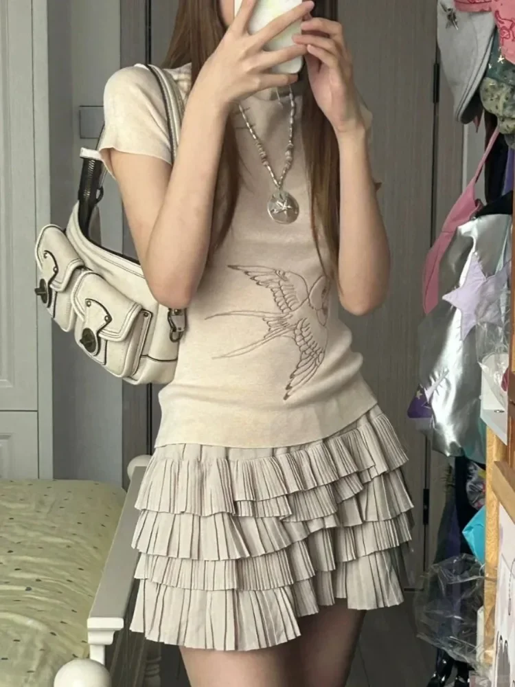 New Chinese Style Vintage T-shirts Fashion Slim Fit Short Sleeve Tee Shirt Y2K Aesthetic Grunge Subcultural Top Women Sweater
New Chinese Style Vintage T-shirts Fashion Slim Fit Short Sleeve Tee Shirt Y2K Aesthetic Grunge Subcultural Top Women Sweater