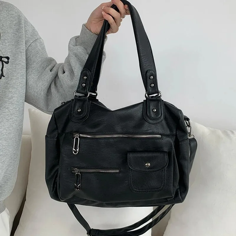 Black Multi Zipper Crossbody Bag Large Capacity Retro Fashion Travel Luggage for Women Men Evection Locomotive Bag
Black Multi Zipper Crossbody Bag Large Capacity Retro Fashion Travel Luggage for Women Men Evection Locomotive Bag