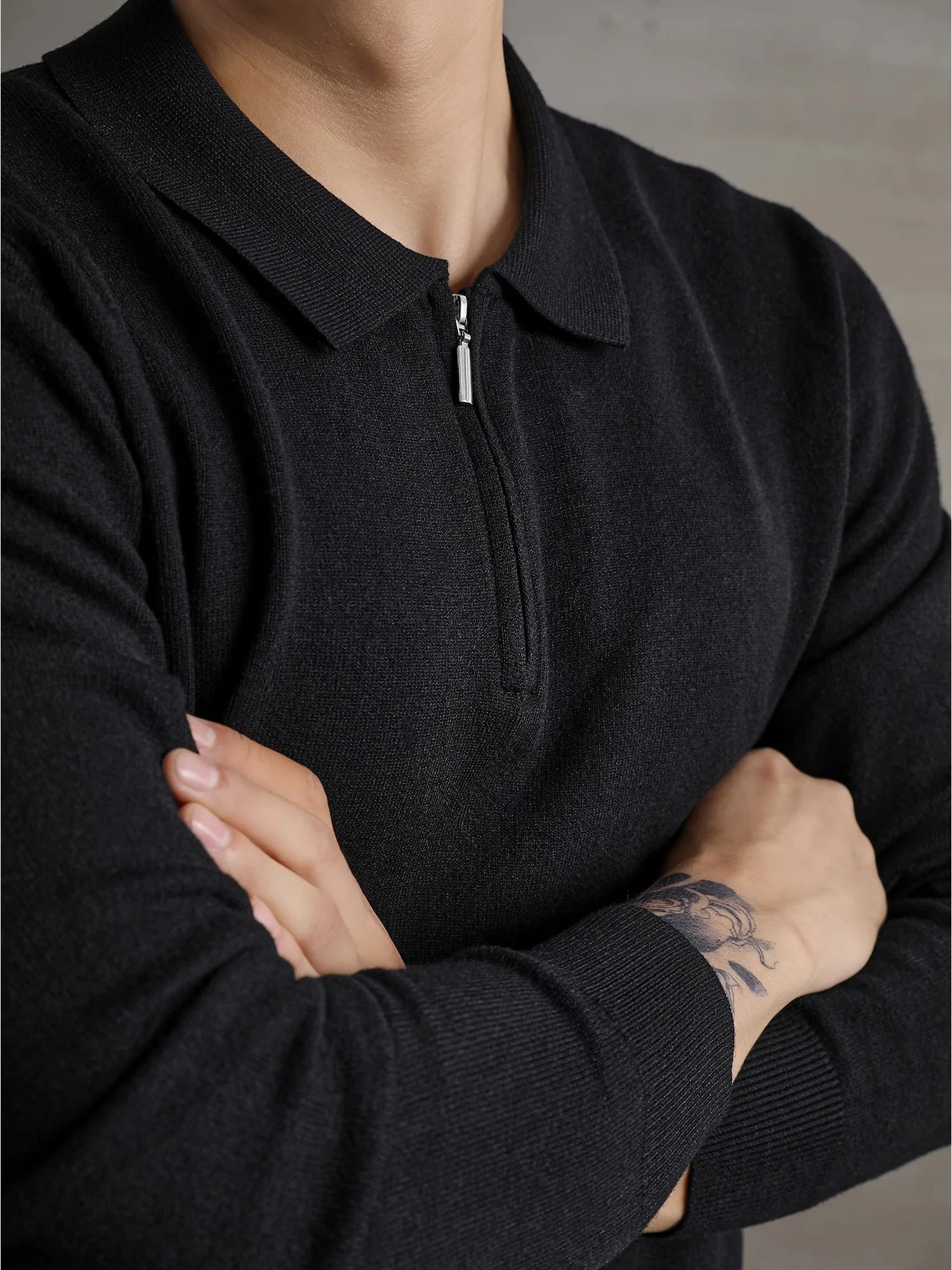 Bla Вязаная мужская приталенная одежда на молнии Casual Long Sve Base irt Простой дизайн Зимняя одежда из полиэфирного волокна
Bla Вязаная мужская приталенная одежда на молнии Casual Long Sve Base irt Простой дизайн Зимняя одежда из полиэфирного волокна