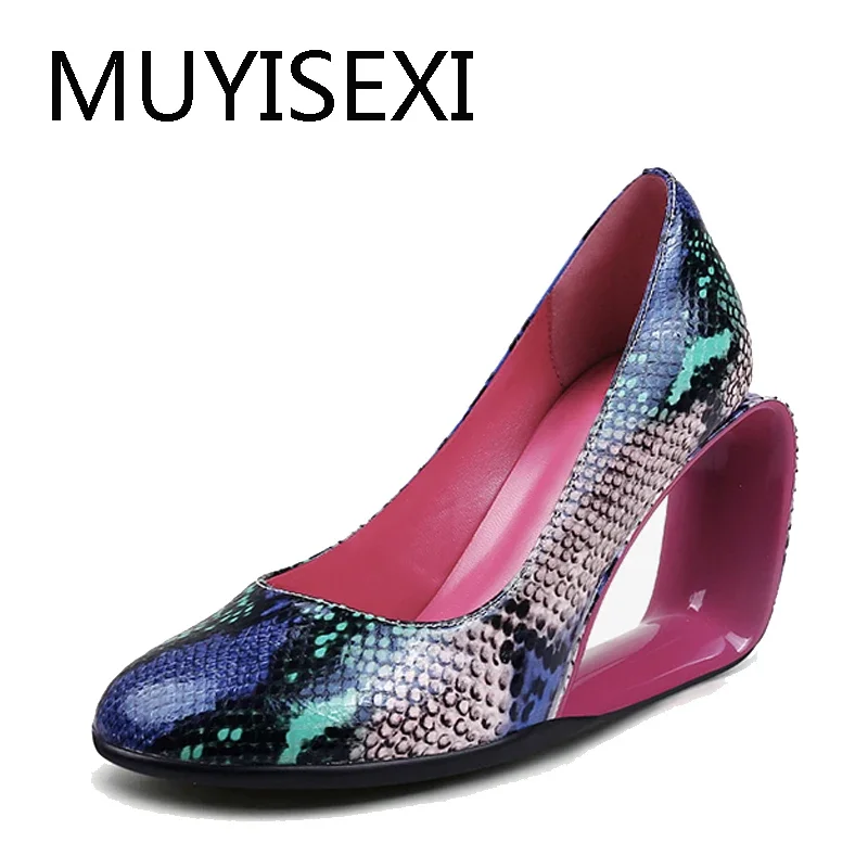 8cm Hollow High Heels Women Pumps Round Toe Formal Dress Work Shoes Wedding Shoes Silver Zapatos red black DX072
8cm Hollow High Heels Women Pumps Round Toe Formal Dress Work Shoes Wedding Shoes Silver Zapatos red black DX072