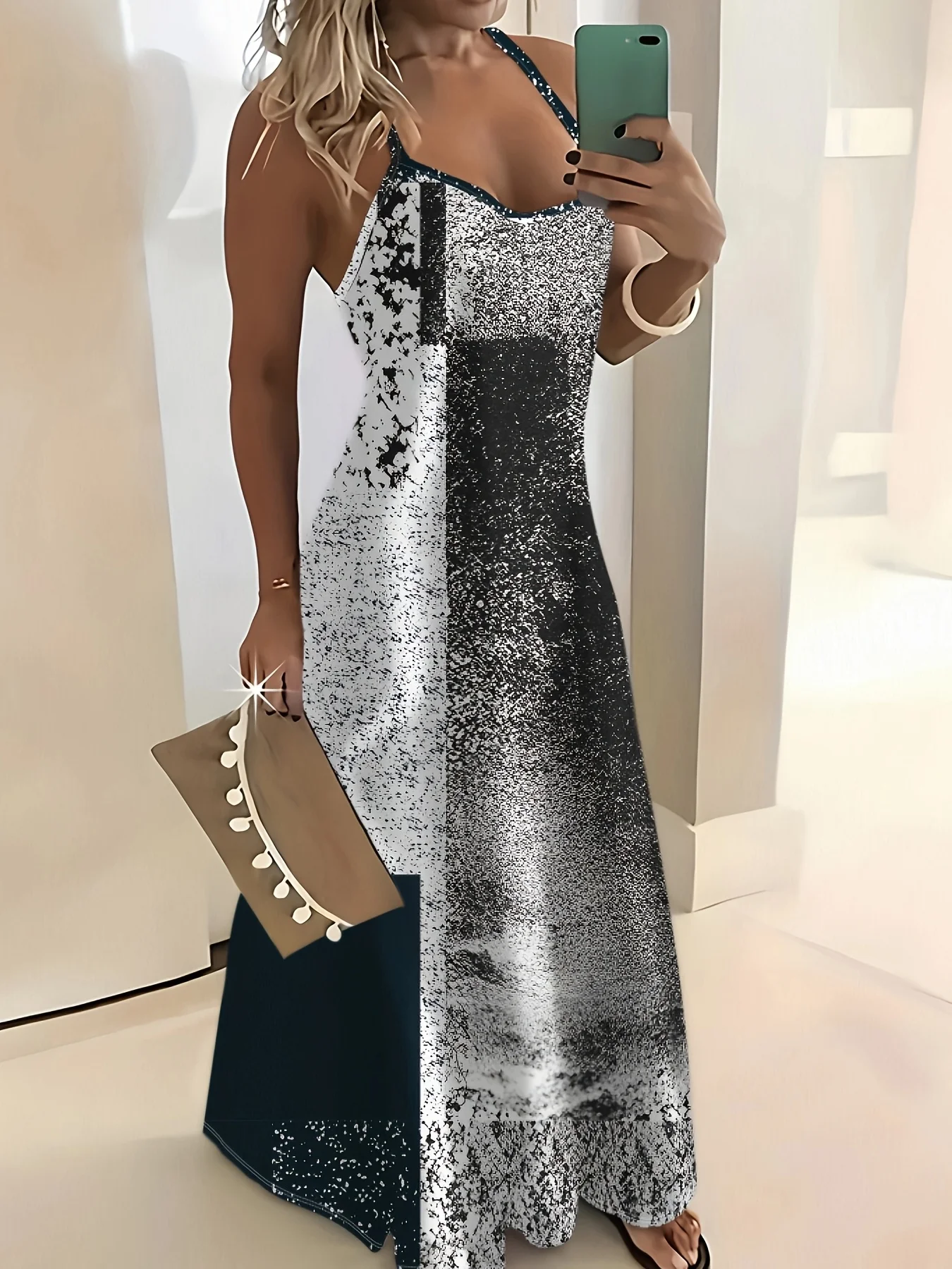 Платье с принтом в стиле летних каникул, черно-белое, с эффектом омбре, с пайетками, круглым вырезом и бретелями.
Платье с принтом в стиле летних каникул, черно-белое, с эффектом омбре, с пайетками, круглым вырезом и бретелями.