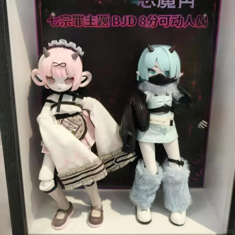Оригинальная коллекционная кукла Cooze 1/8 BJD, серия «Дьявольские рога», с подвижными суставами, в закрытой упаковке, настольное украшение, креативная игрушка, подарок для девочки
Оригинальная коллекционная кукла Cooze 1/8 BJD, серия «Дьявольские рога», с подвижными суставами, в закрытой упаковке, настольное украшение, креативная игрушка, подарок для девочки