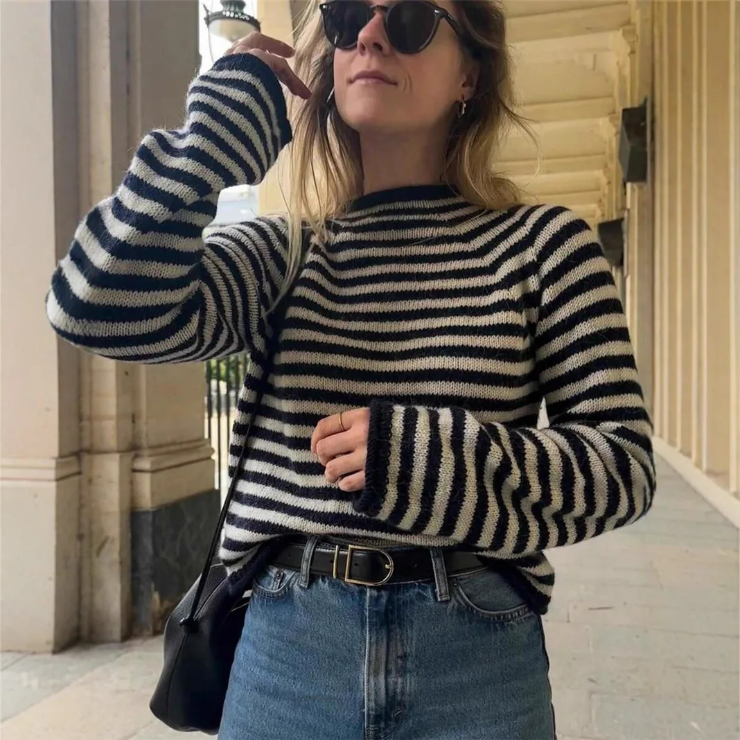 Новинка 2025 года, полосатый круглый вязаный пуловер, свитер свободного покроя, длинный свитер из смеси полиэстера све, весенний сезон, женская мода
Новинка 2025 года, полосатый круглый вязаный пуловер, свитер свободного покроя, длинный свитер из смеси полиэстера све, весенний сезон, женская мода