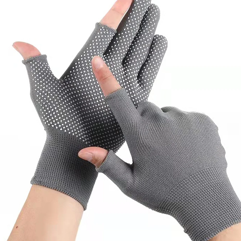 2 Pairs Black Grey Fishing Gloves Portable Elastic Wear resistant Shockproof Cycling Driving Outdoor Accessories
2 Pairs Black Grey Fishing Gloves Portable Elastic Wear resistant Shockproof Cycling Driving Outdoor Accessories