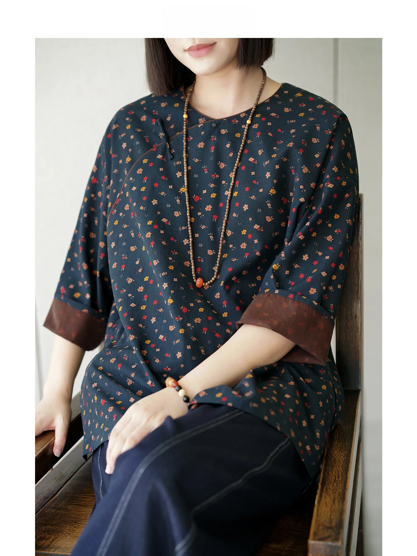 Модный женский топ из шелка Red Cloud Silk 25 Momme для весенней коллекции, свободный крой, стандартный размер, CVCCO
Модный женский топ из шелка Red Cloud Silk 25 Momme для весенней коллекции, свободный крой, стандартный размер, CVCCO