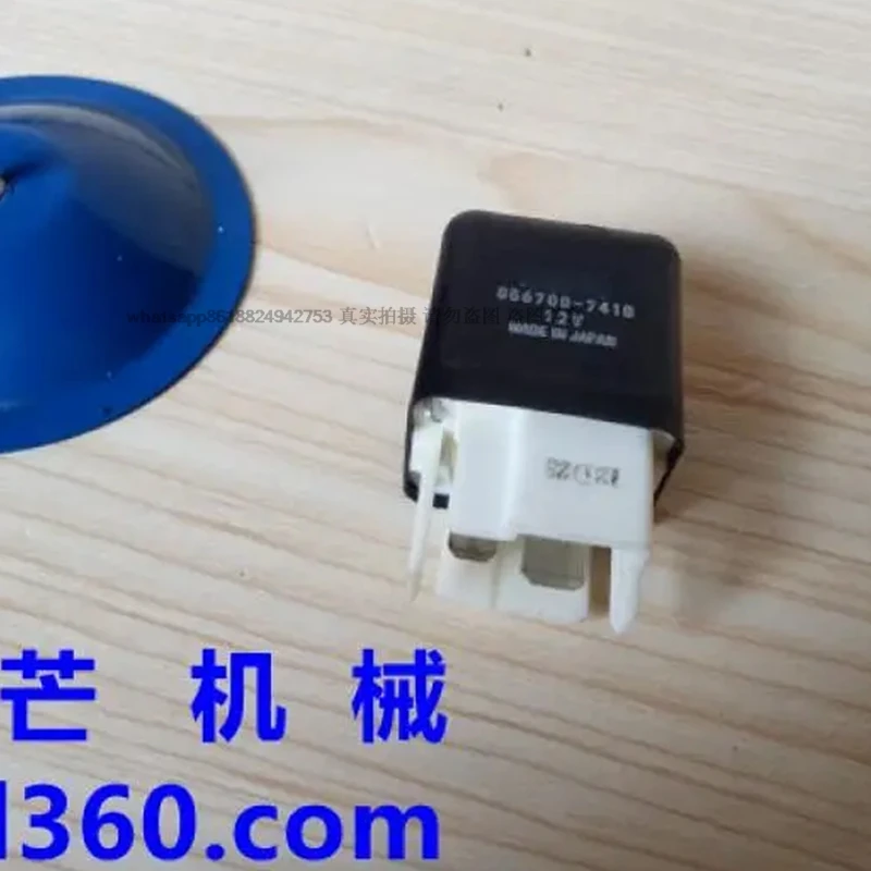 Air conditioning relay 056700-7410 Guangzhou high-quality excavator accessories
Air conditioning relay 056700-7410 Guangzhou high-quality excavator accessories