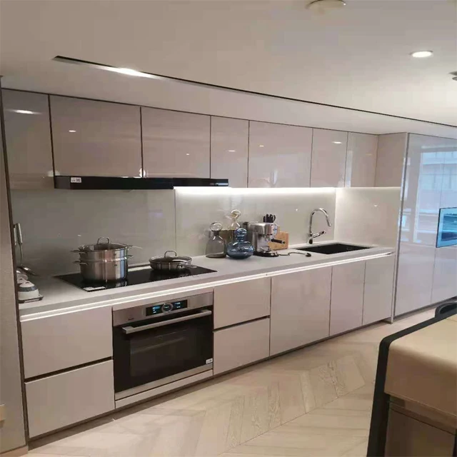 High Gloss Design Small Fit Kitchen Cabinet Set
High Gloss Design Small Fit Kitchen Cabinet Set