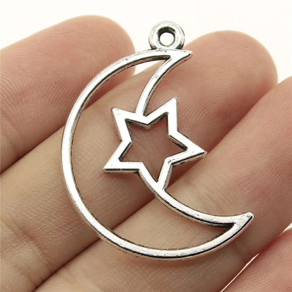Wholesale 100pcs/bag 37x25mm Moon Stars Metal Frame Charm Jewelry Accessories Antique Silver Color Antique Bronze Color
Wholesale 100pcs/bag 37x25mm Moon Stars Metal Frame Charm Jewelry Accessories Antique Silver Color Antique Bronze Color