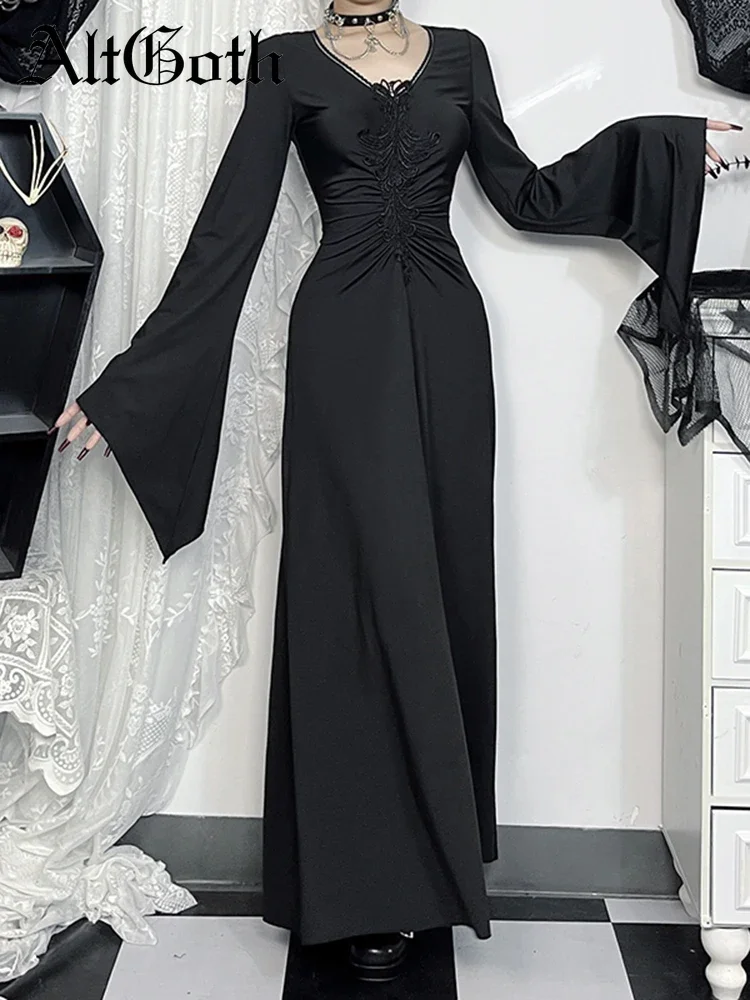 AltGoth Vintage Gothic Halloween Dress Women Dark Punk Elegant Flare Sleeve V-neck High Waist Dress Emo Alternative Party Dress
AltGoth Vintage Gothic Halloween Dress Women Dark Punk Elegant Flare Sleeve V-neck High Waist Dress Emo Alternative Party Dress