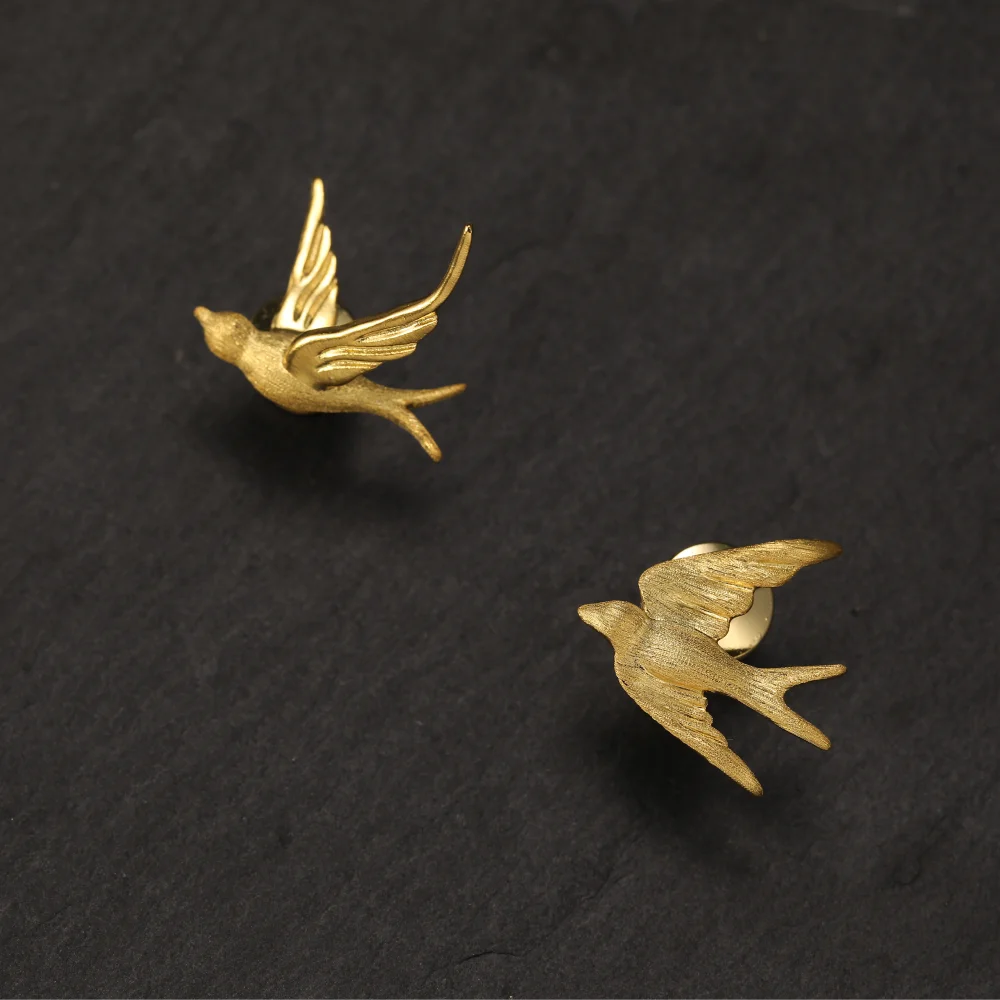 Lotus Fun Belong Together, настоящие броши из стерлингового серебра 925 пробы с летающими ласточками, изысканные романтические украшения
Lotus Fun Belong Together, настоящие броши из стерлингового серебра 925 пробы с летающими ласточками, изысканные романтические украшения