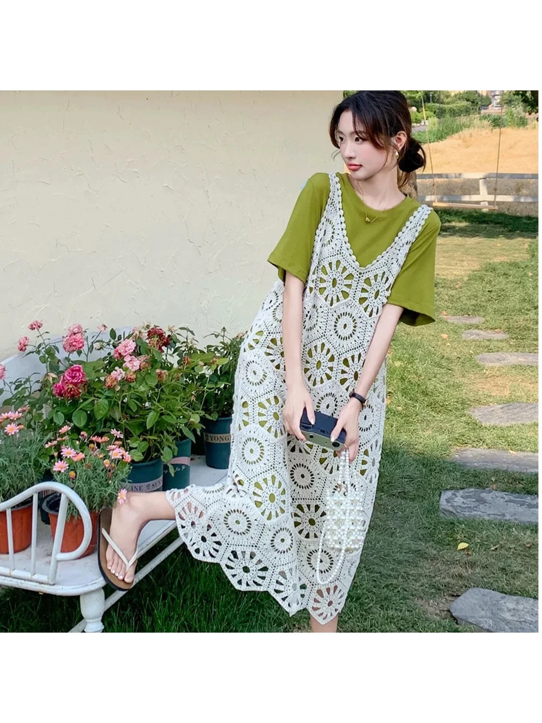 Women's Spring Season Gentle Hollow out Vest Skirt Set Casual High Waist T-Shirt Dress Fashionable OOTD Two-Piece Outfit
Women's Spring Season Gentle Hollow out Vest Skirt Set Casual High Waist T-Shirt Dress Fashionable OOTD Two-Piece Outfit