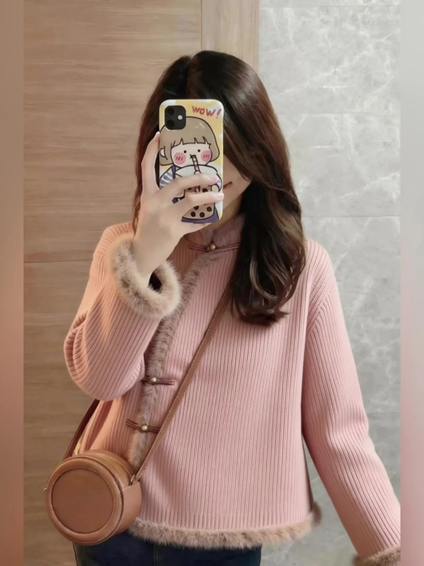 Stylish Trendy Chinese New Style Peach Pink Side Button Stand Collar Top Winter New Arrival Fashionable Ageless Clothing
Stylish Trendy Chinese New Style Peach Pink Side Button Stand Collar Top Winter New Arrival Fashionable Ageless Clothing