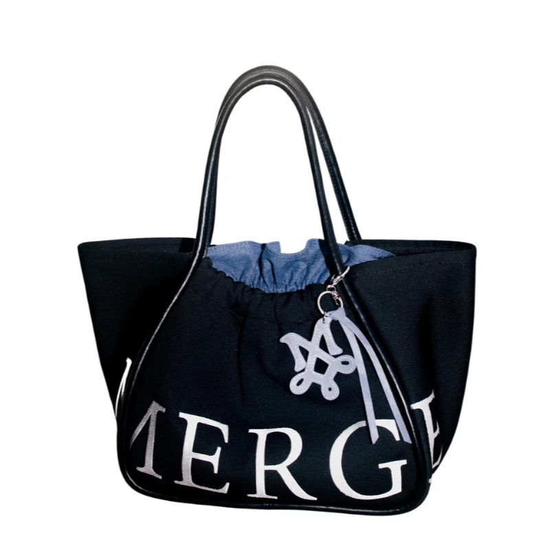 Large Capacity Tote Bag Women Thailand Famous Brands Designer Shoulder Bag High Quality Embroidery Letter Trend Casual Handbag
Large Capacity Tote Bag Women Thailand Famous Brands Designer Shoulder Bag High Quality Embroidery Letter Trend Casual Handbag