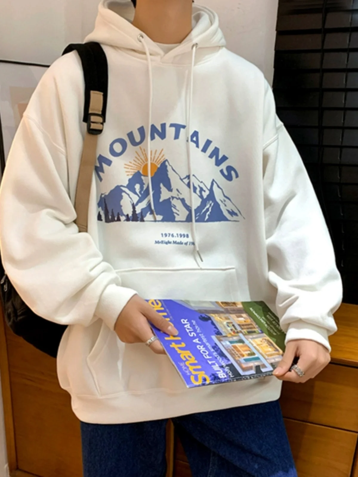 Худи-толстовка унисекс: модная, универсальная, свободного кроя, больших размеров, с капюшоном, для весны, осени и зимы.
Худи-толстовка унисекс: модная, универсальная, свободного кроя, больших размеров, с капюшоном, для весны, осени и зимы.