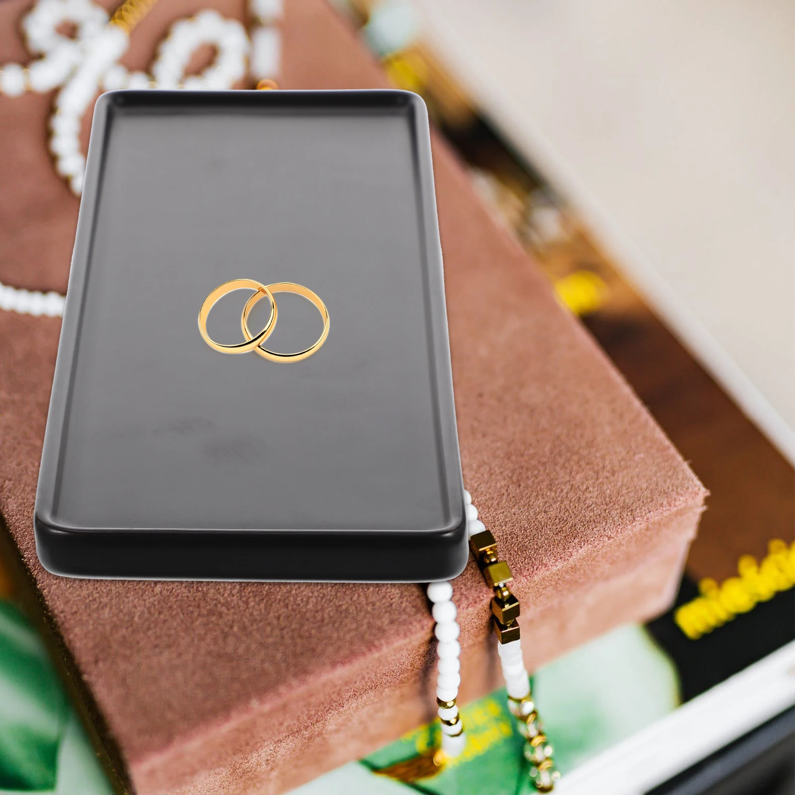 Rectangle Ceramic Tray Decorative Vanity Tray for Bathroom Cosmetics Jewelry Perfume Desktop Storage Organizer
Rectangle Ceramic Tray Decorative Vanity Tray for Bathroom Cosmetics Jewelry Perfume Desktop Storage Organizer