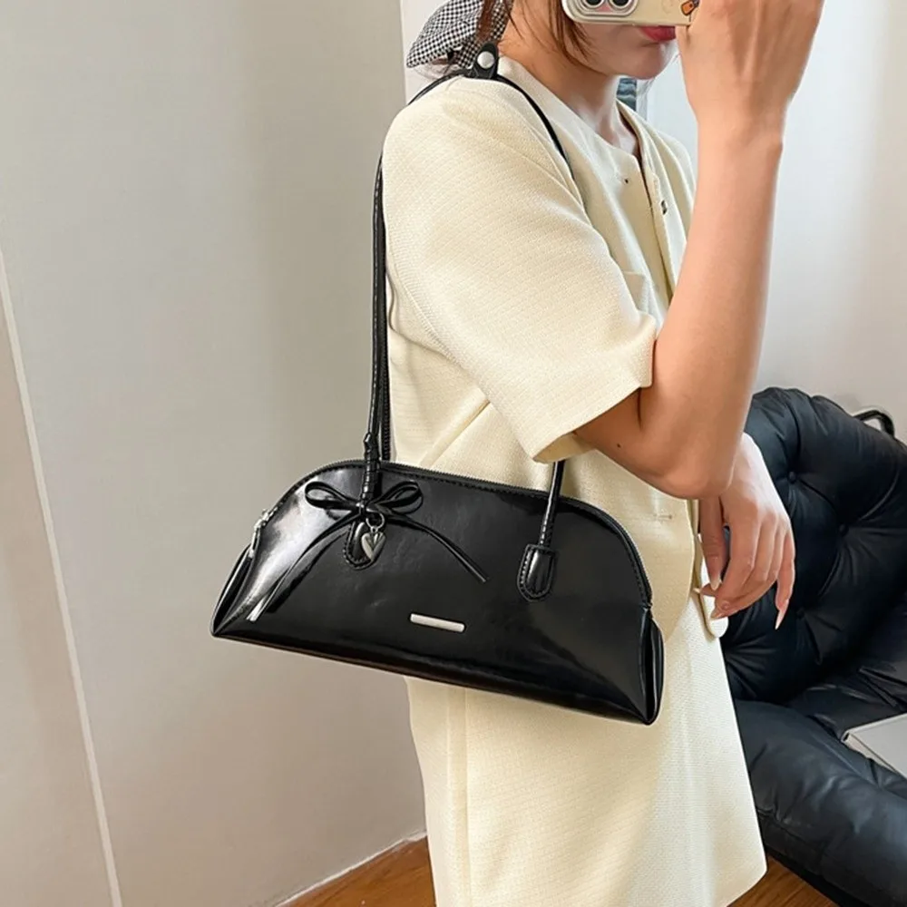 Модная клетчатая сумка подмышки в корейском стиле с милым бантом, повседневная сумка через плечо в стиле Бостон, однотонная женская сумка из искусственной кожи для свиданий
Модная клетчатая сумка подмышки в корейском стиле с милым бантом, повседневная сумка через плечо в стиле Бостон, однотонная женская сумка из искусственной кожи для свиданий