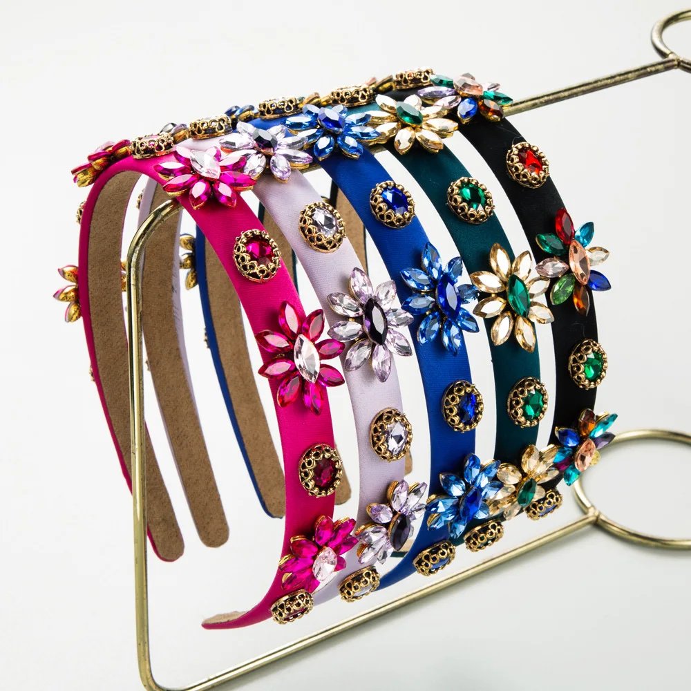 Glamorous Satin Hairband Vivid Colorful Crystal Sunflower Headwear High End Sparkle Statement Party Hair Accessory
Glamorous Satin Hairband Vivid Colorful Crystal Sunflower Headwear High End Sparkle Statement Party Hair Accessory