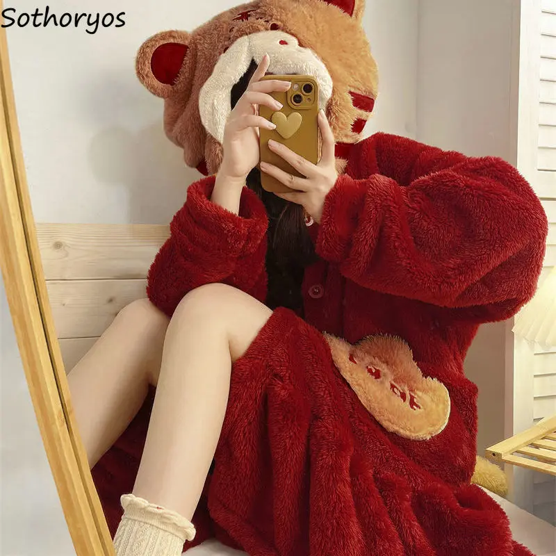 Kawaii халаты с капюшоном женские фланелевые зимние пижамы для девочек миди модные ретро мешковатые шикарные длинные рукава для колледжа уютные мягкие
Kawaii халаты с капюшоном женские фланелевые зимние пижамы для девочек миди модные ретро мешковатые шикарные длинные рукава для колледжа уютные мягкие