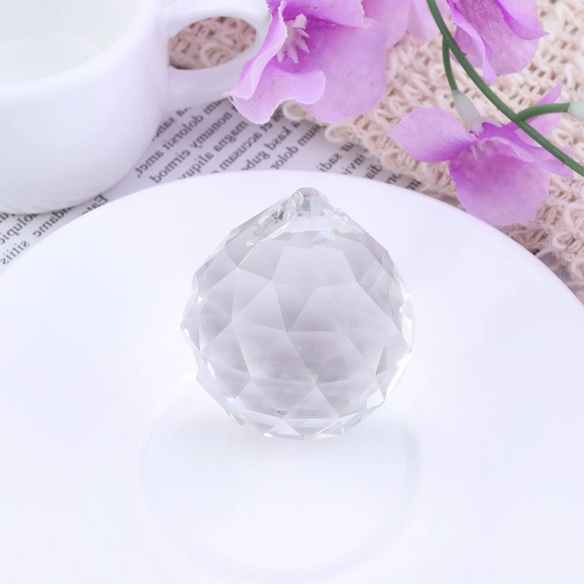 6pcs Crystal Ball Pendants Clear Quality Feng Shui Crystals Ch Prisms Windows Decoration Sun Catchers Gift
6pcs Crystal Ball Pendants Clear Quality Feng Shui Crystals Ch Prisms Windows Decoration Sun Catchers Gift