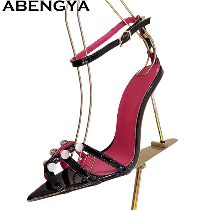 Pointy Toe Thin High Heels Rivet Sandals Women Ankle Buckle Gladiator Sandals Summer Sexy Fashion Party Shoes zapatillas mujer
Pointy Toe Thin High Heels Rivet Sandals Women Ankle Buckle Gladiator Sandals Summer Sexy Fashion Party Shoes zapatillas mujer