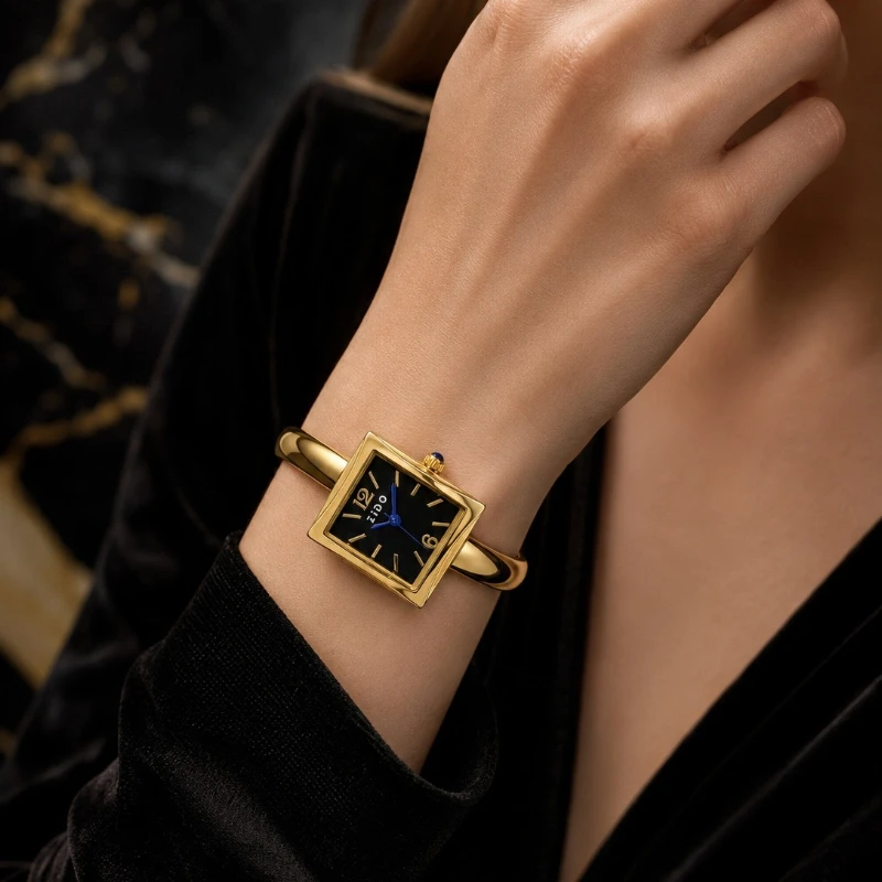 New Fashion Gold Women's Watch Simple Square Black Dial Bangle Quartz Wristwatch Luxury Elegant Ladies Watch relogio feminino
New Fashion Gold Women's Watch Simple Square Black Dial Bangle Quartz Wristwatch Luxury Elegant Ladies Watch relogio feminino