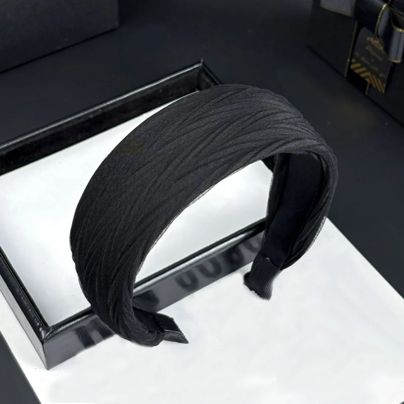 Black Mesh Hair Clip Pressure Hair Hairbands Versatile Wash Face Wide Edge Hair Hoop Headbands Soli Color Hair Accessories
Black Mesh Hair Clip Pressure Hair Hairbands Versatile Wash Face Wide Edge Hair Hoop Headbands Soli Color Hair Accessories