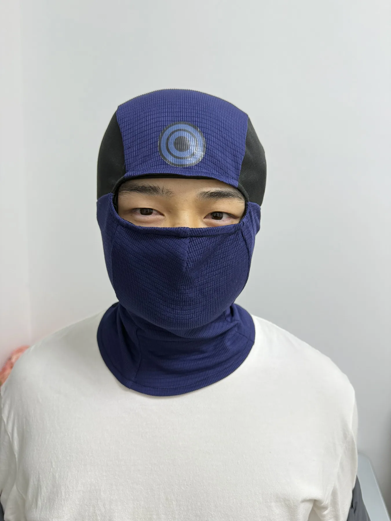 Bullseye Mask Cosplay Costume Adult Halloween Carnival Party Clothing
Bullseye Mask Cosplay Costume Adult Halloween Carnival Party Clothing