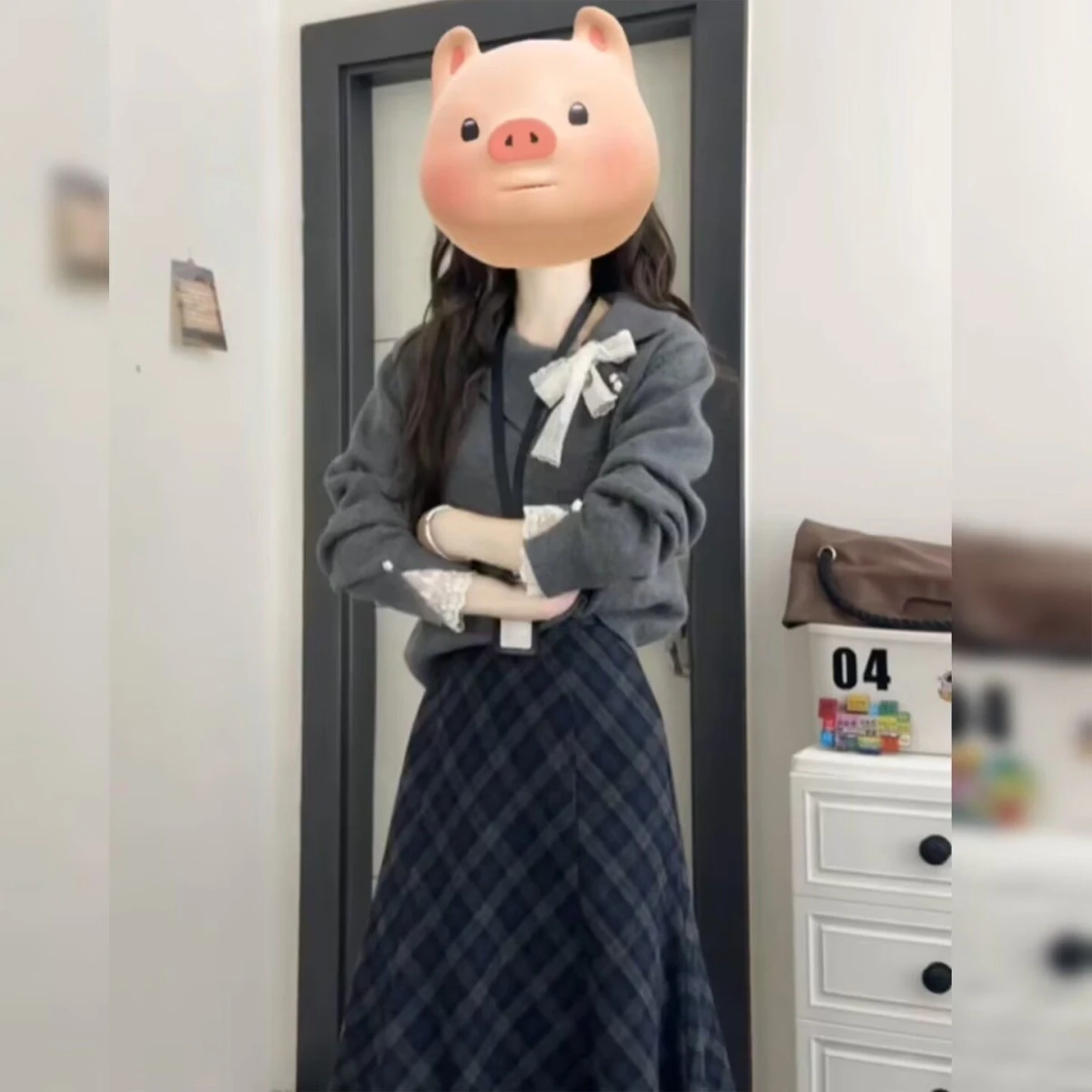 Мужской вязаный свитер Slim Fit с круглым вырезом, модный бренд, осенне-зимняя базовая модель, новинка 2026 года, высокое качество
Мужской вязаный свитер Slim Fit с круглым вырезом, модный бренд, осенне-зимняя базовая модель, новинка 2026 года, высокое качество