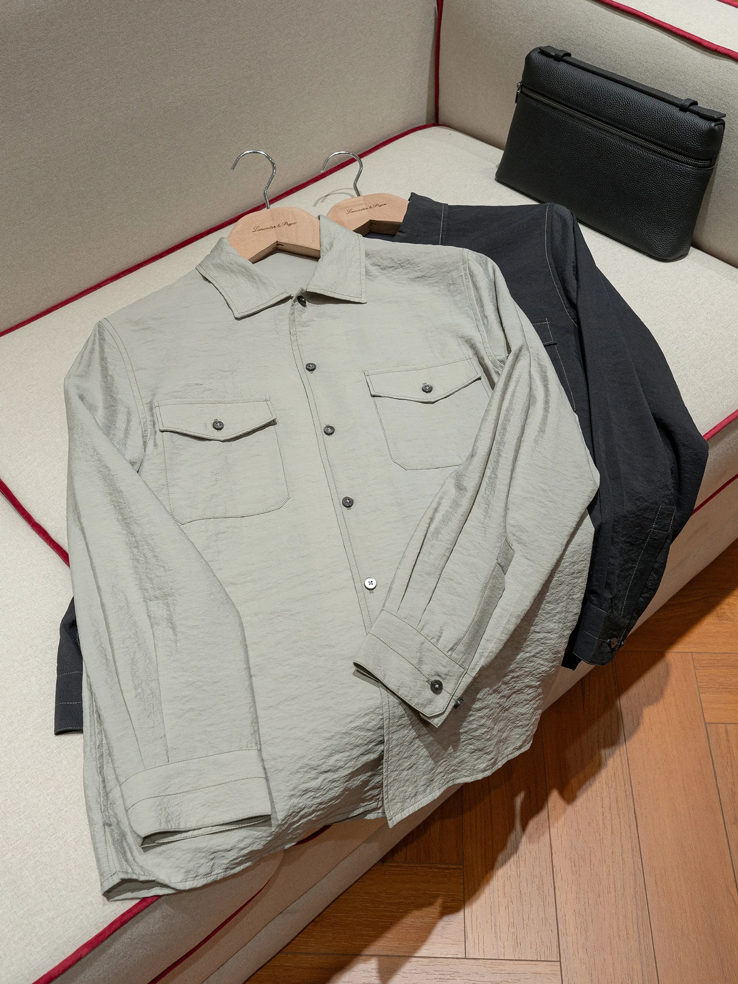 Laoqian Lazy Silk Men's Shirt Lightweight Long Sleeve Loose Feel Outerwear Breathable Comfortable Cool Sensation
Laoqian Lazy Silk Men's Shirt Lightweight Long Sleeve Loose Feel Outerwear Breathable Comfortable Cool Sensation