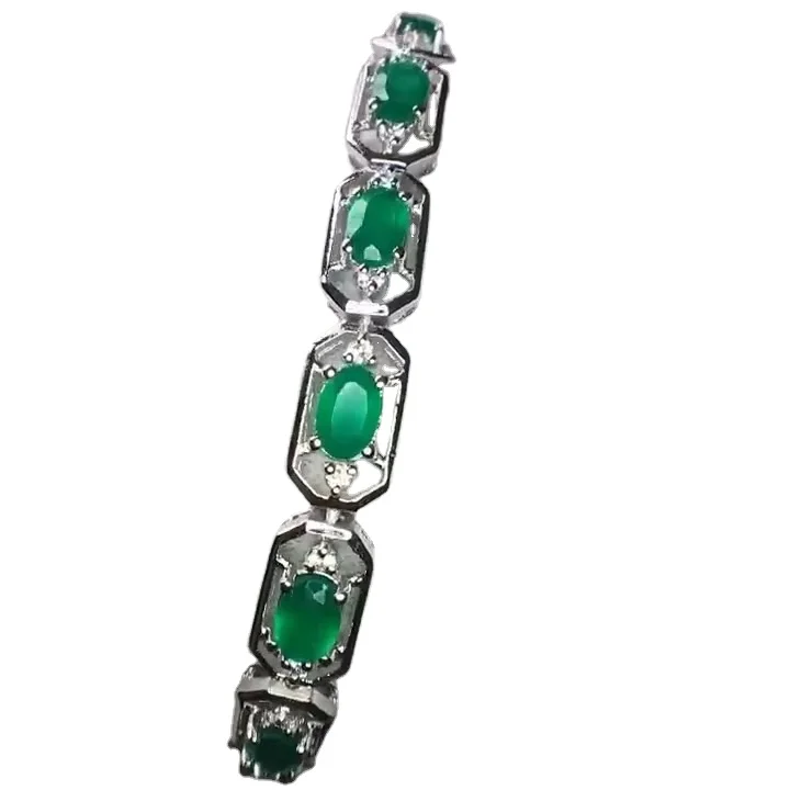 Sterling silver 925 silver bracelet with natural agate gemstones, very beautiful and unique feminine design, suitable for any oc
Sterling silver 925 silver bracelet with natural agate gemstones, very beautiful and unique feminine design, suitable for any oc