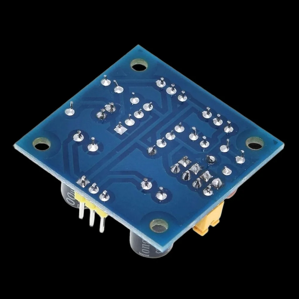 NE555 Pulse Generator PCB Module for Creating Custom Square Waveforms with Frequency Control and Variable Duty Cycle Capability