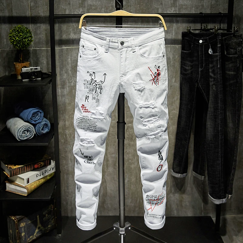 Personalized printed jeans men's ripped fashion slim fit skinny stretch street embroidery high-end handsome motorcycle pants
Personalized printed jeans men's ripped fashion slim fit skinny stretch street embroidery high-end handsome motorcycle pants