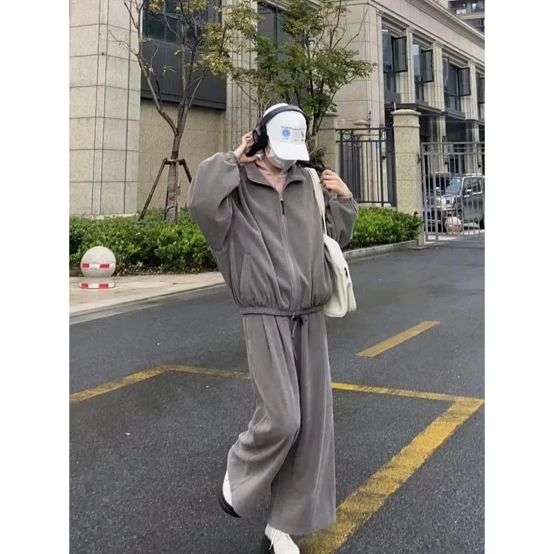 Insozkdg Lapel Hoodie Cardigan Coat Wide-leg Pants Suit Retro Casual Loose Solid Zipper Sweatshirt Cardigan Pants Two-piece Sets
Insozkdg Lapel Hoodie Cardigan Coat Wide-leg Pants Suit Retro Casual Loose Solid Zipper Sweatshirt Cardigan Pants Two-piece Sets