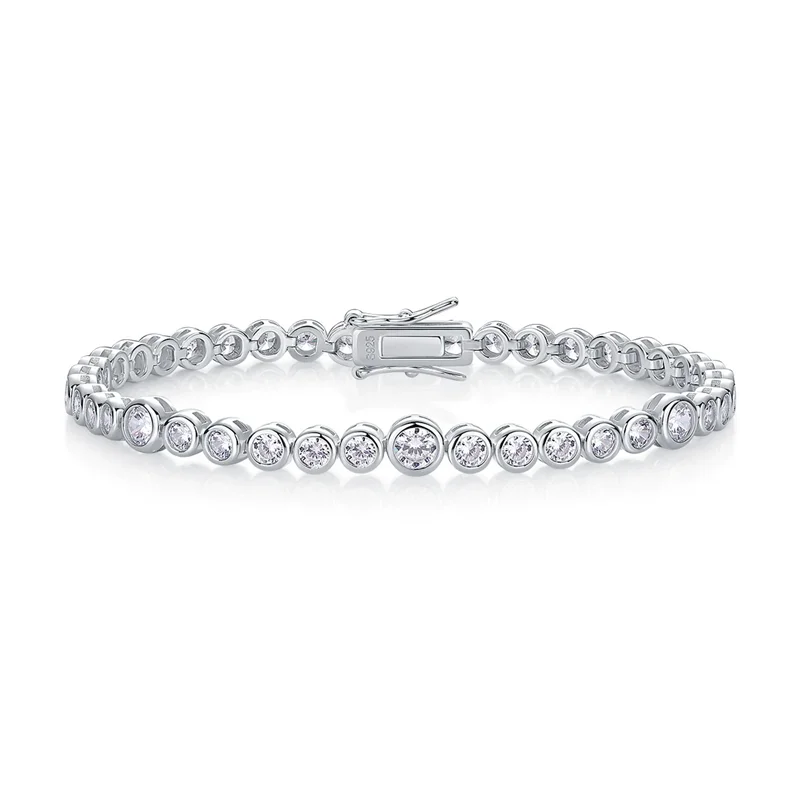 ZFSILVER модный классический s925 серебряный муассанит дизайн простой браслет с пузырьками Шарм женские аксессуары роскошные ювелирные изделия подарок L13871
ZFSILVER модный классический s925 серебряный муассанит дизайн простой браслет с пузырьками Шарм женские аксессуары роскошные ювелирные изделия подарок L13871
