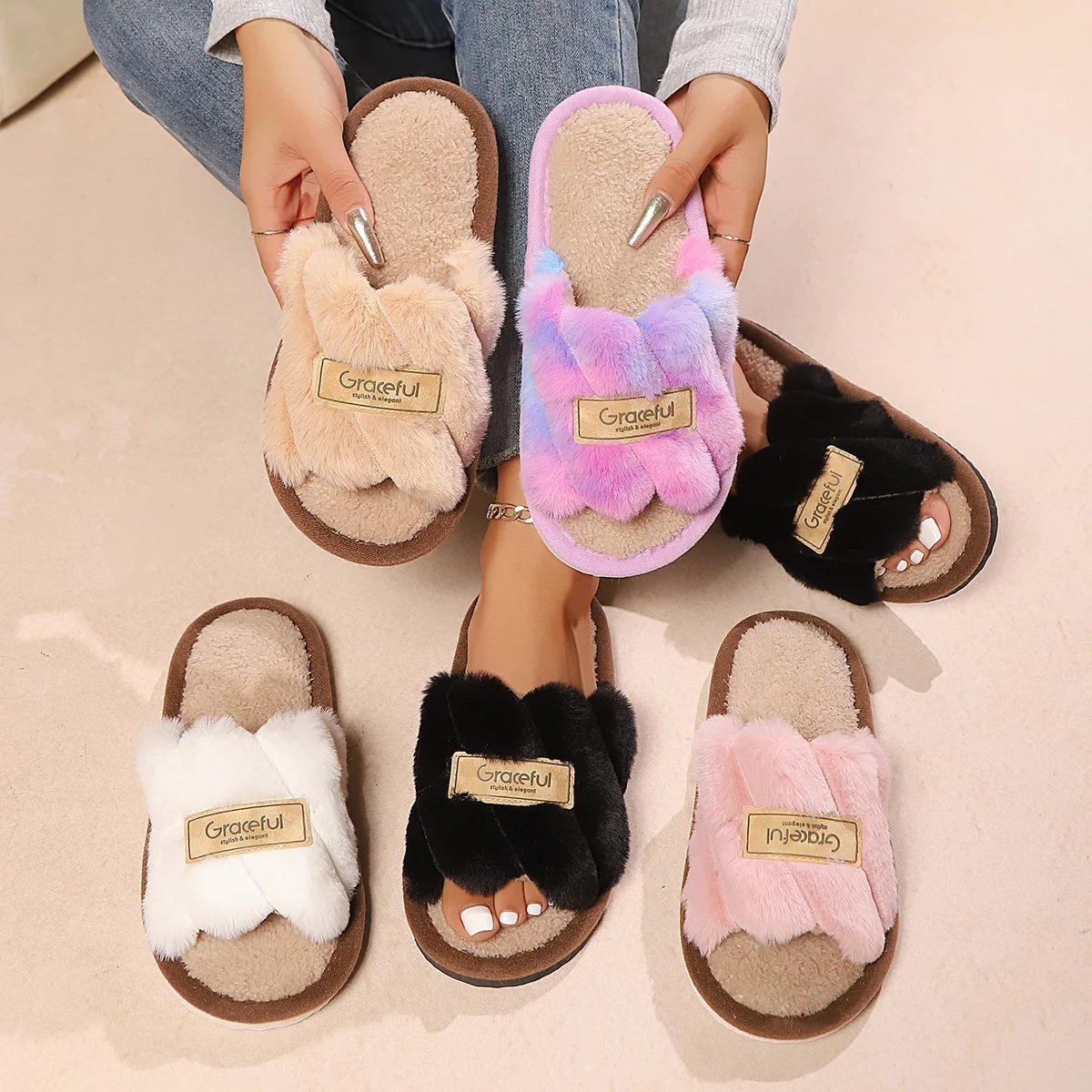Trendy Furry Slippers Women's Indoor Thick Bottom Home Cotton Slippers Anti-Slip Autumn Winter Outdoor Wear Knot
Trendy Furry Slippers Women's Indoor Thick Bottom Home Cotton Slippers Anti-Slip Autumn Winter Outdoor Wear Knot