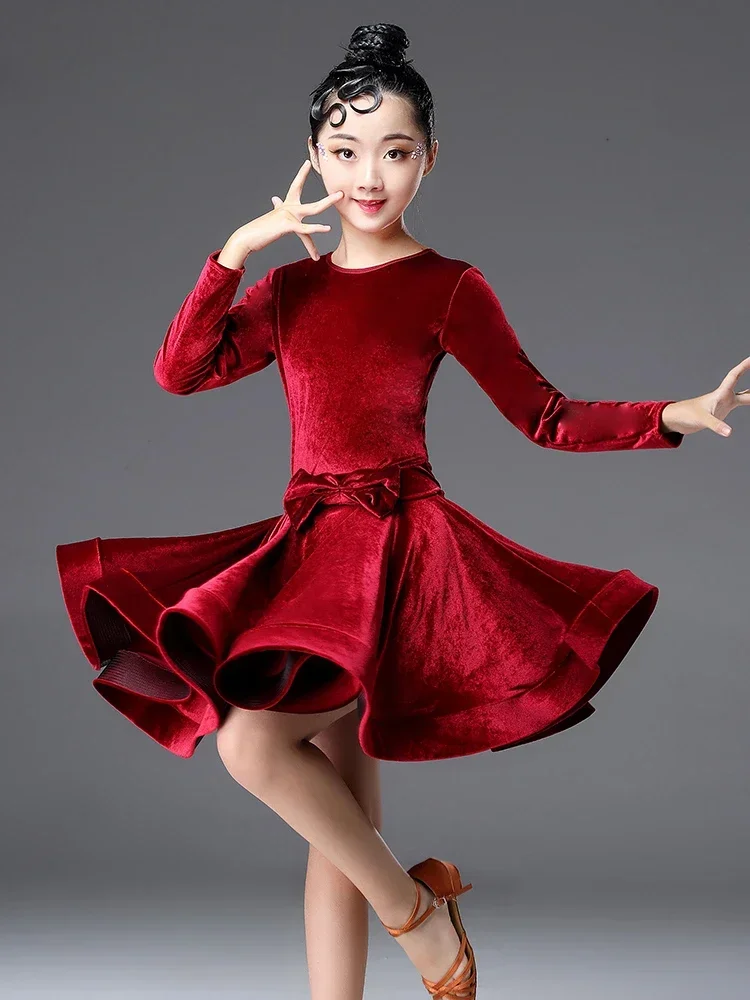 1pcs/lot Girls Rumba Samba Latin Dance Dress Velvet Ballroom Competition Stage Performance Winter Ballroom Dance Dancing Dress
1pcs/lot Girls Rumba Samba Latin Dance Dress Velvet Ballroom Competition Stage Performance Winter Ballroom Dance Dancing Dress