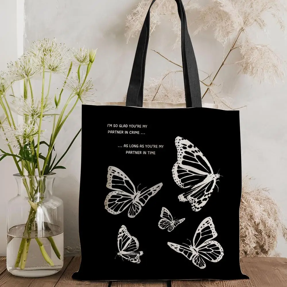 L-Life Is Strange Storage Bags Canvas Double-Sided Print Tote Bag Large Capacity Shoulder Fashion Shopping Handbag
L-Life Is Strange Storage Bags Canvas Double-Sided Print Tote Bag Large Capacity Shoulder Fashion Shopping Handbag